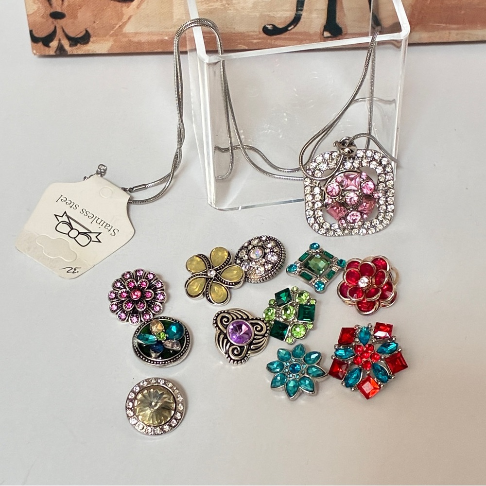 NEW 💎18mm Ginger Snap Pendant Necklace & 12 Snaps!💎